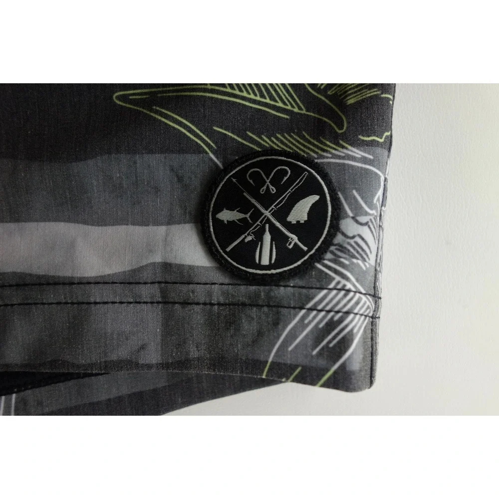 Salt Life AquaTrunks Youth‎ SLX-QD Vapor Stretch Board Swim Shorts size Medium